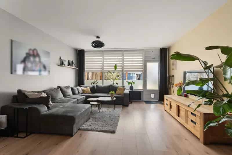 Huis te koop Arnhem: Ruime hoekwoning 4 slaapkamers
