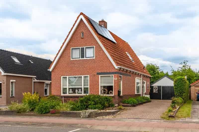 Jaren 30 woning te Onstwedde - 4 slaapkamers - Ruime garage