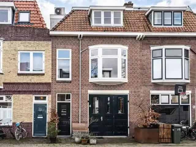 Ruim Familiehuis Haarlem Kleverparkbuurt 6 Slaapkamers 2 Badkamers