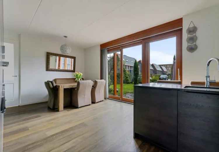 Moderne gezinswoning 6 slaapkamers Skoatterwâld Heerenveen