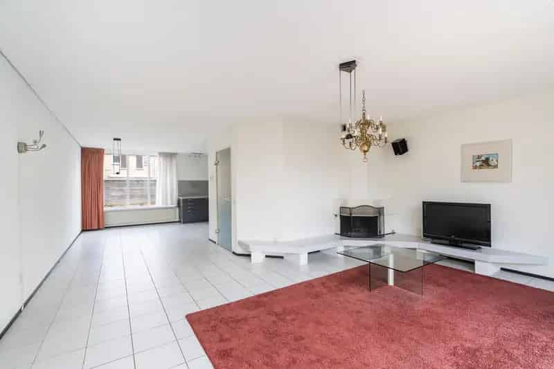 Natuurliefhebbers opgelet! Ruime 2-onder-1-kapwoning met garage en tuin
