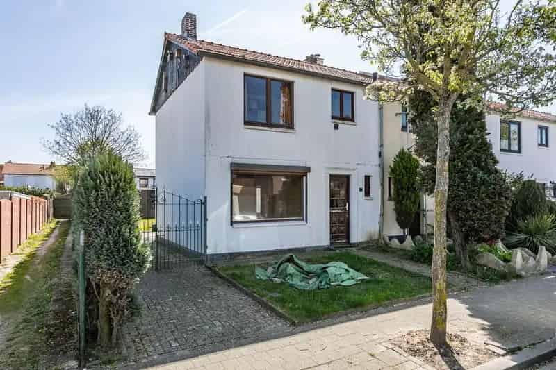 Moderne Hoekwoning 3 Slaapkamers Grote Garage Nieuw Lotbroek