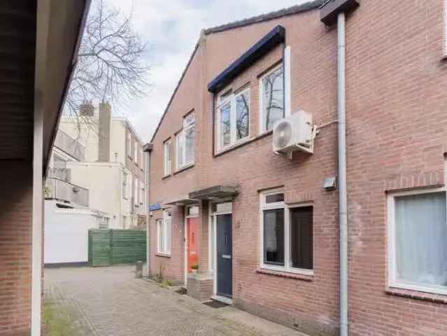 Tussenwoning Delft Centrum 3 Slaapkamers Tuin