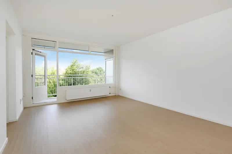 2 Kamer Appartement Den Haag Kraayenstein 56m2 Balkon Berging