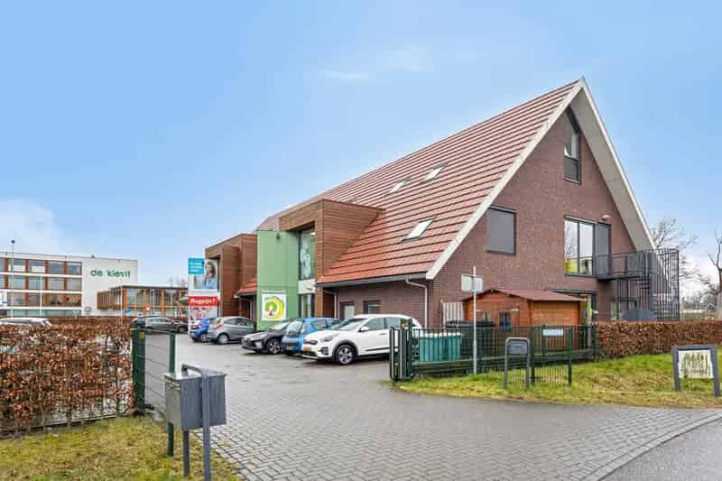 Kantoorruimte Hengelo 76m² Gezondheidscentrum