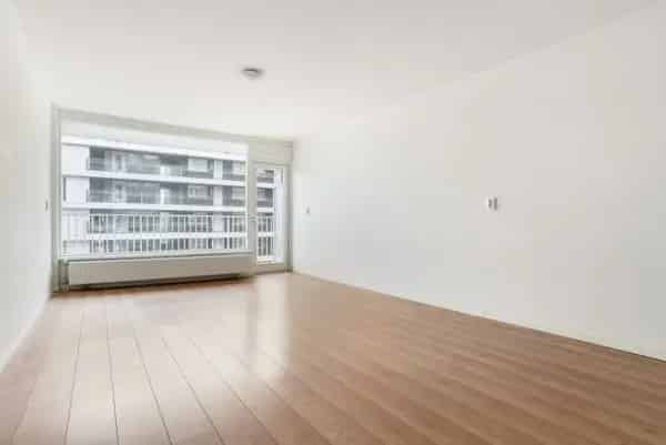 Ruim appartement Delflandplein Amsterdam 2 slaapkamers