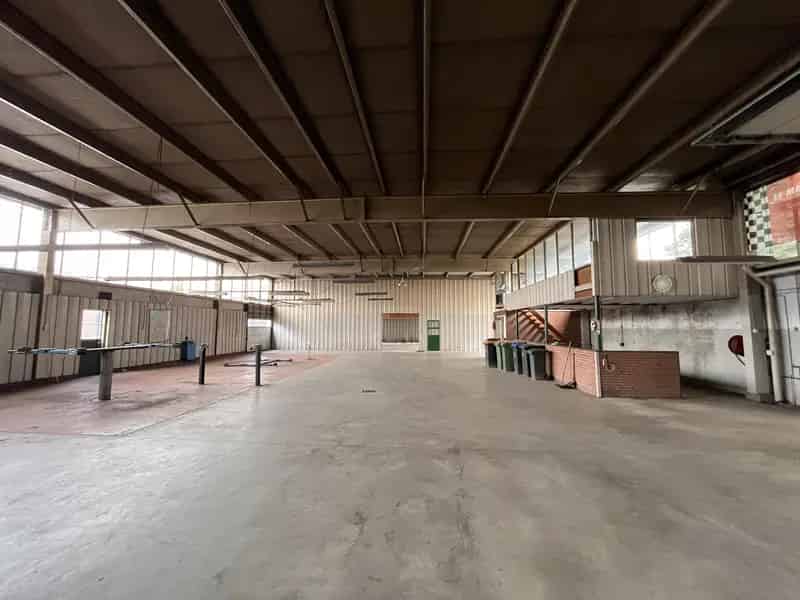 Garage te huur Maarssen Centrum 500m2 Atelier Kunstenaar