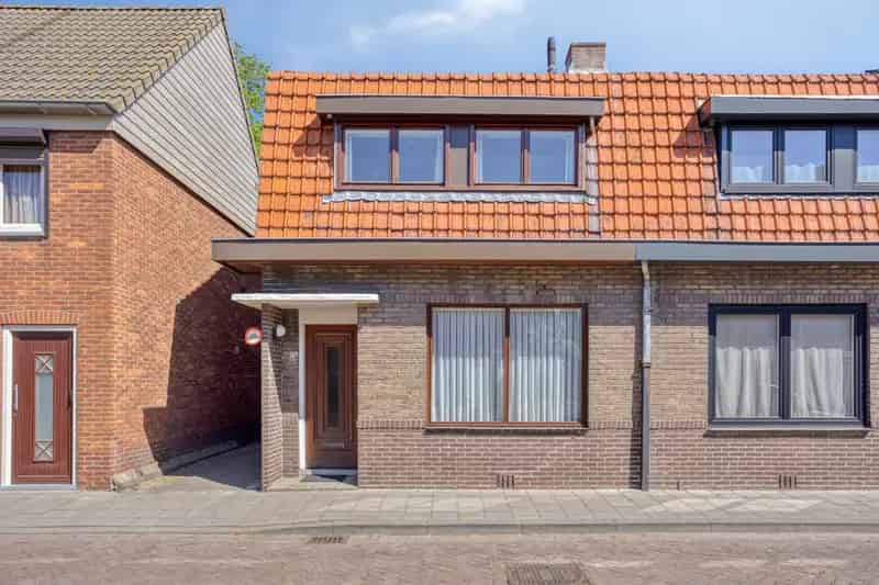 Hoekwoning Clinge 2 slaapkamers 2 garageboxen Nabij natuur