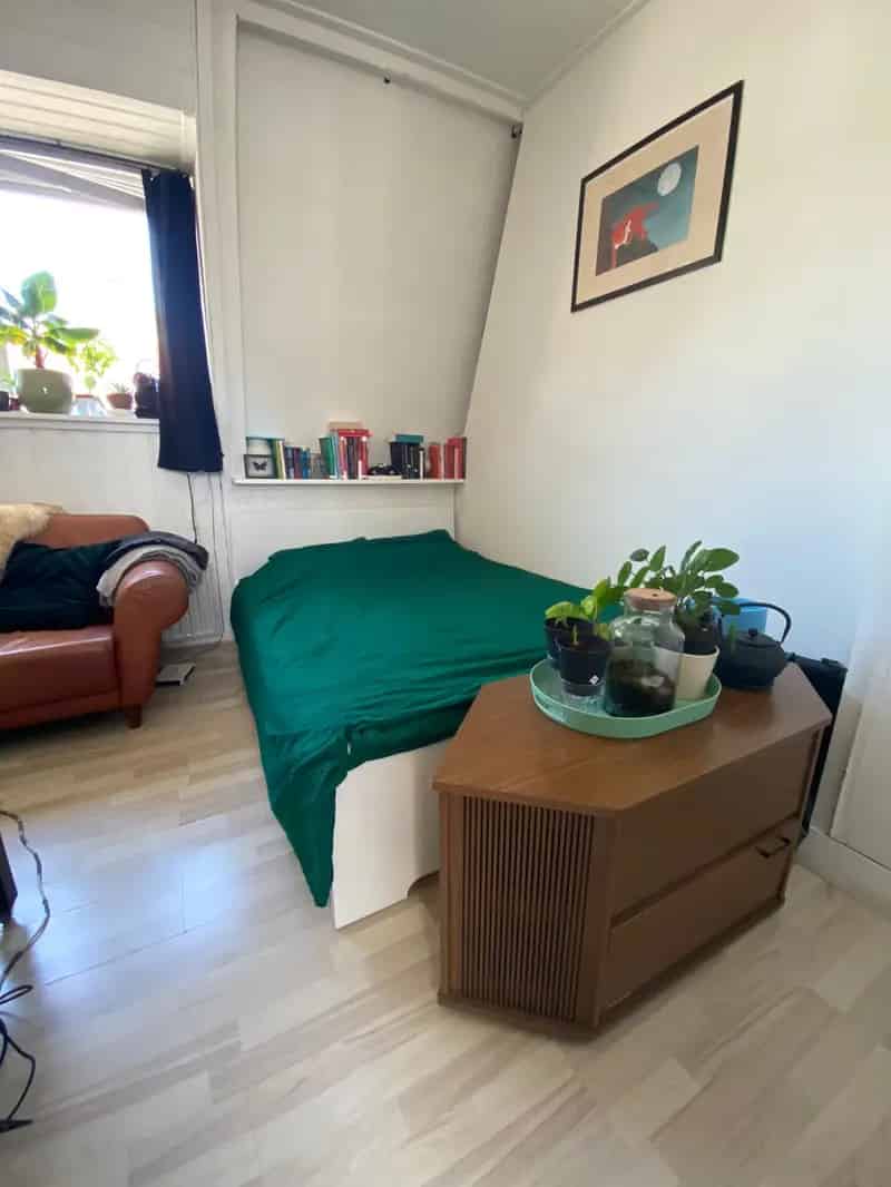 Kamer Nieuwe Blekerstraat 13m2 475 inclusief