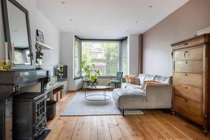 Jaren 30 woning Ginneken 4 slaapkamers 2 badkamers