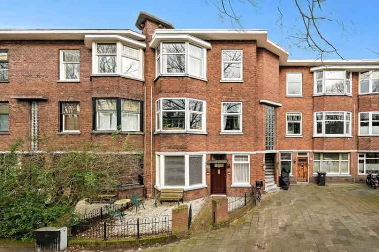 Te Koop Knusse Parterre met Royale Tuin Cromvliet 84m2