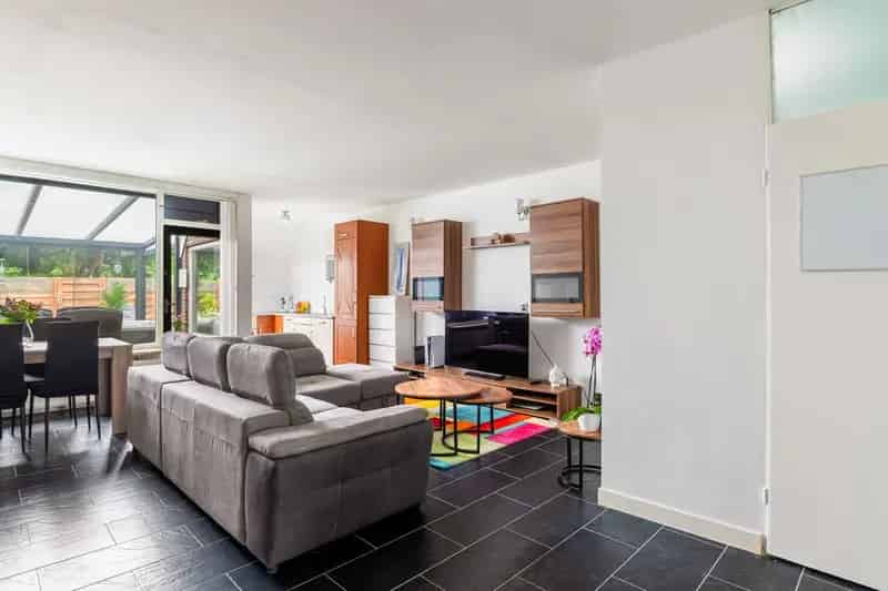 Appartement te koop Zoetermeer Seghwaert tuin serre jacuzzi