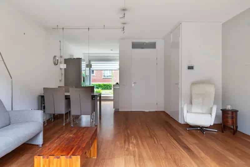Huis te koop Rotterdam Schiebroek 4 slaapkamers tuin parkeerplaats
