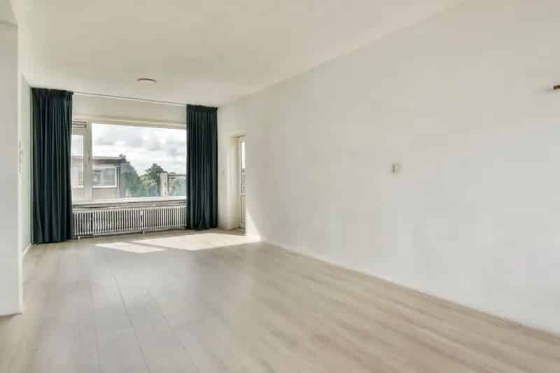 3 Kamer Appartement Weesp Nabij NS Station