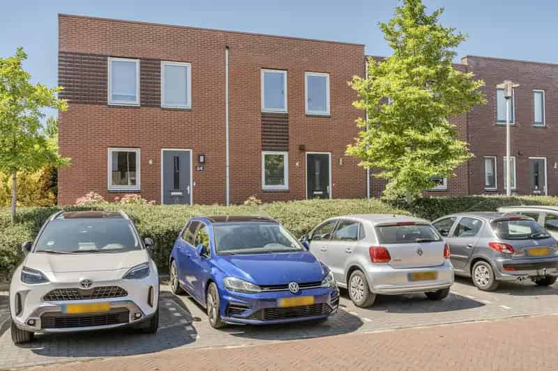 Tussenwoning Kindvriendelijk 2 slaapkamers Airco's  Energielabel A