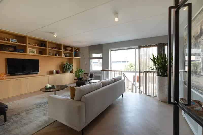 Huis te koop Hilversum: Ruim & Duurzaam Familiehuis nabij Hoorneboegse Heide