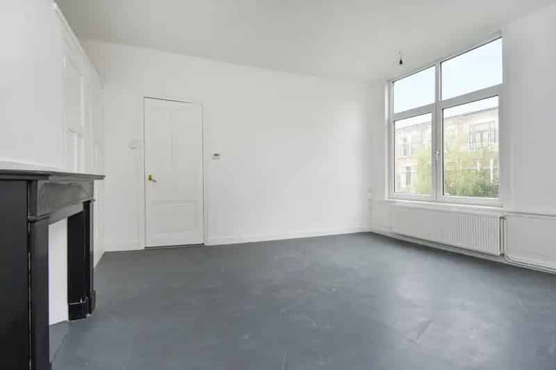 Ruim Bovenhuis te renoveren 131m2 Leeuwendaal 5 slaapkamers