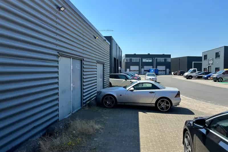 Bedrijfshal Enschede te koop 7 units