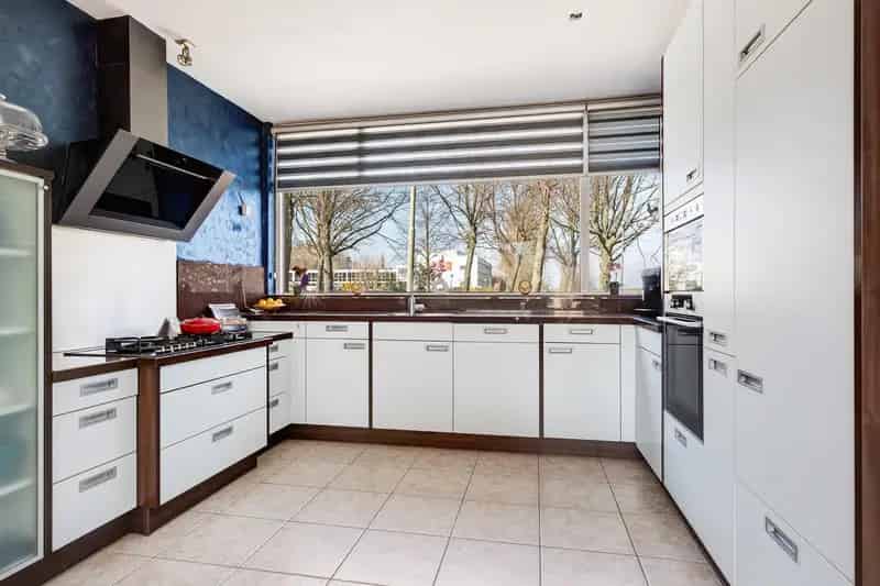 Ruime eengezinswoning Rotterdam Overschie met Chalet en Energielabel A