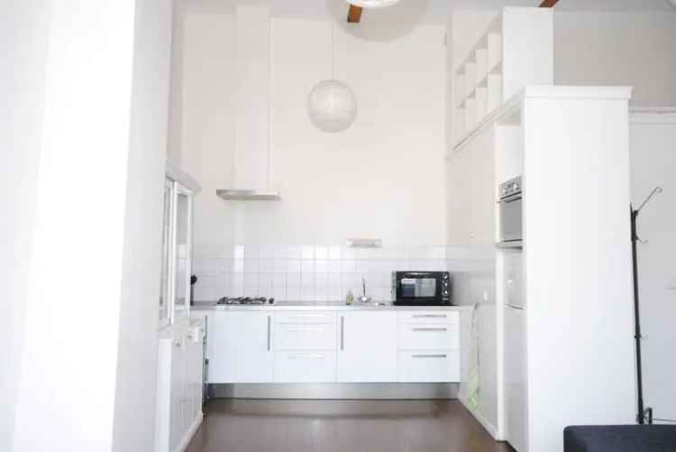 Gemeubileerd 2-kamerappartement Centrum 65m2