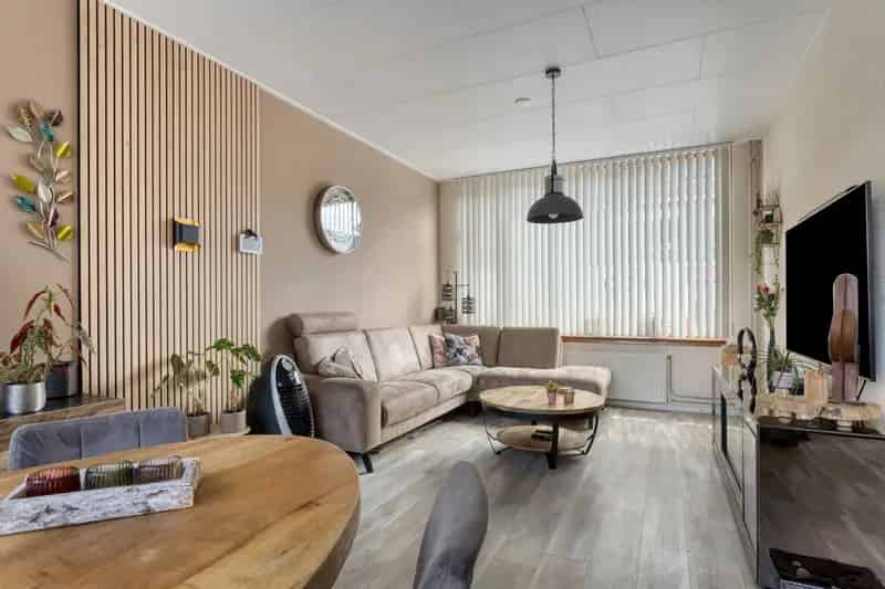 Een gezinswoning te koop in Vlaardingen