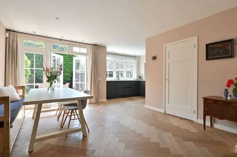 Huis te koop Baarn Pekingpark: Gerenoveerde villa met 4 slaapkamers