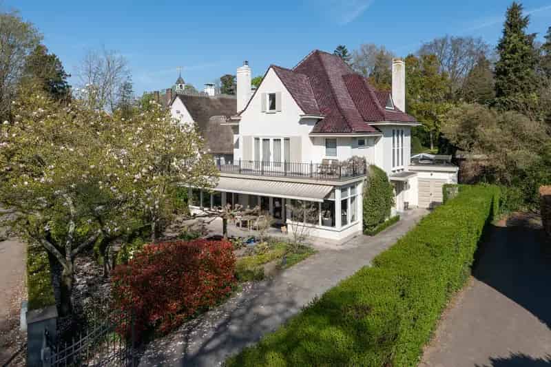 Luxe Villa Breda 6 slaapkamers Grote tuin Nabij natuur