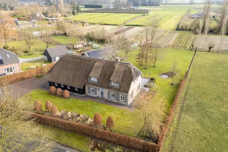 Huis te koop: Waterstraat 3 4714 RM Sprundel 