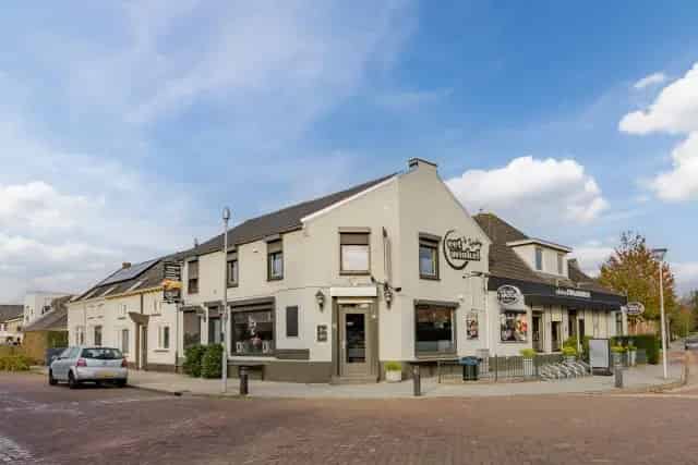 Te Koop Uniek Familiebedrijf Kerkdriel Eetwinkel Restaurant Cafetaria