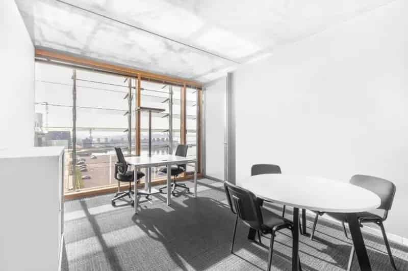 Privékantoor Amsterdam 5-6 Personen - Betaalbare Kantoorruimte