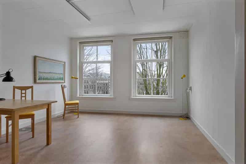 Amsterdam Grachtenappartement 41m2  Balkon Zolderkamer