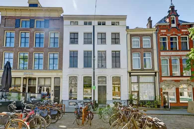 678m2 Kantoorruimte te koop Zutphen Rijksmonument