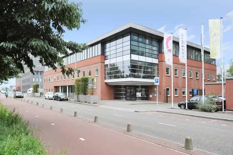 Kantoorruimte te huur Rijswijk 135m2 inclusief meubilair en parkeren