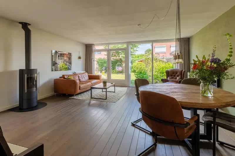 Huis te koop Arnhem Rijkerswoerd: 4 slaapkamers, atelier, tuin