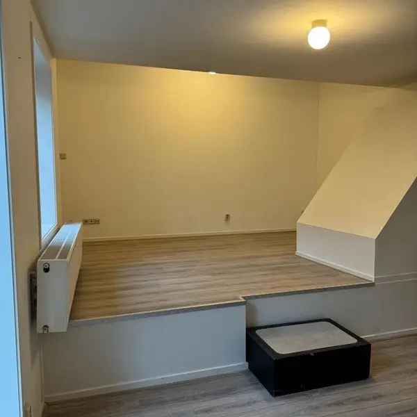 Appartement Diepenring 56m2 te huur max 6 maanden