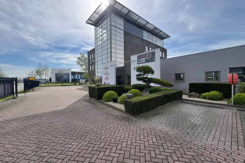 Kantoorruimte te huur Dordrecht 213m2