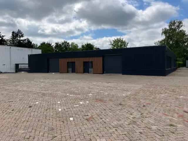 Bedrijfshal te Huur Roosendaal 160m2