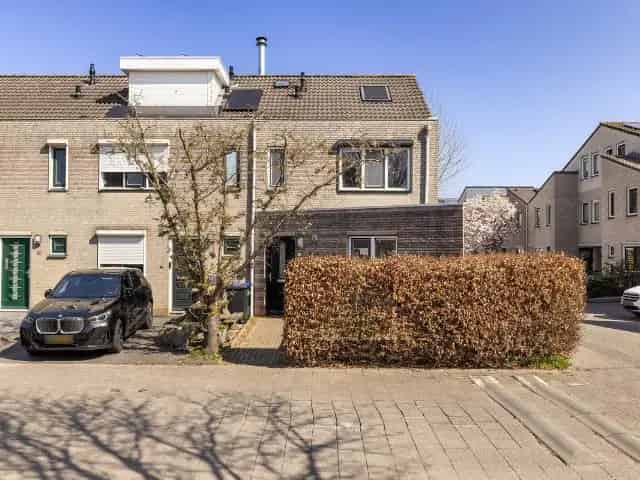 Hoekwoning Stadspolders 4 slaapkamers garage tuin