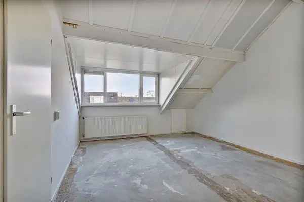 Ruime Hoekwoning Uden Garage 3 Laags Kindvriendelijk