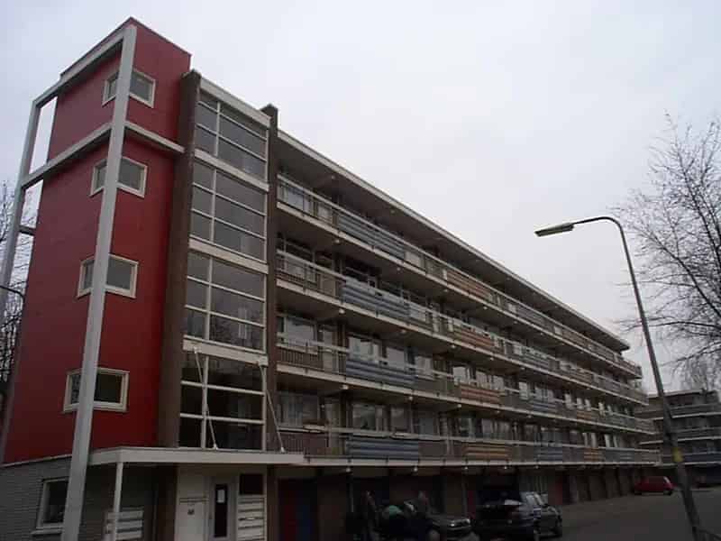 Appartement nabij openbaar vervoer en winkelcentrum