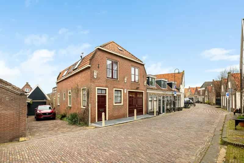 Huis te koop Monnickendam 186m2 3 auto's