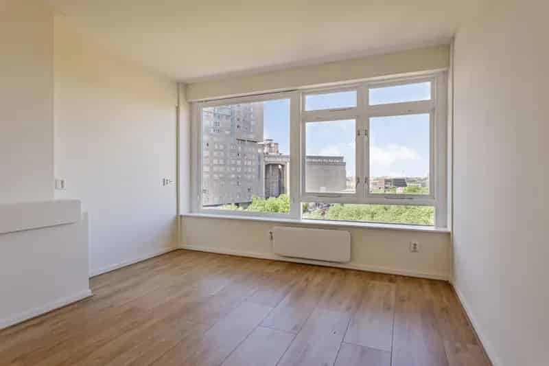 Rotterdam Appartement 58m2 Balkon Maaszicht Volledig Gerenoveerd