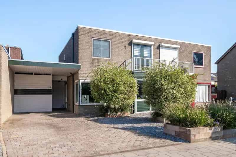 Geschakelde 2-onder-1-kapwoning Heteren 4 slaapkamers 15 zonnepanelen