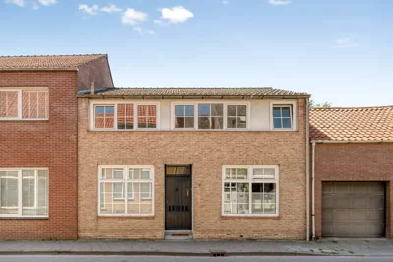 Huis Te Koop , 8, Oude Kerkstraat, Aardenburg, Zeeland