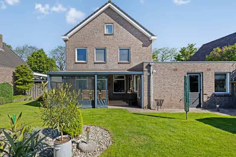 Vrijstaande woning Schijf - Ruime woning met tuin en garage