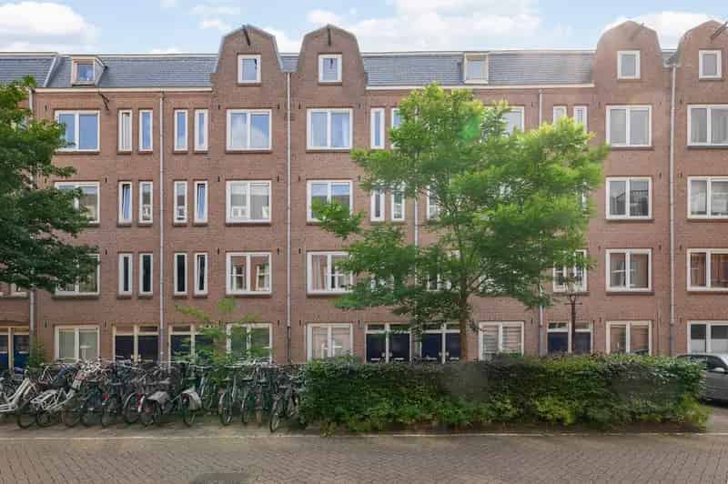 Amsterdam Staatsliedenbuurt: 2-kamerappartement 36m²
