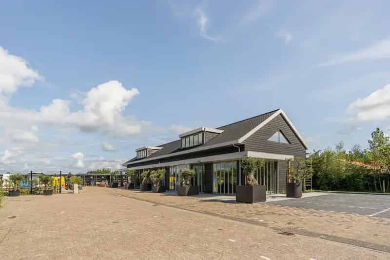 Kantoor Noordwijk 155m2 A+++ Energielabel Modern Ruim Parkeerplaatsen