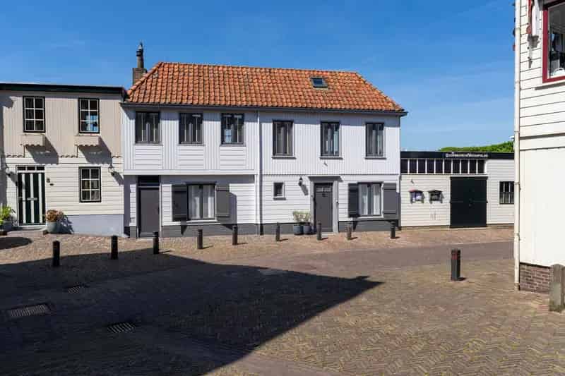 Vestingpand Woudrichem: Uniek terras, tuin & rivieruitzicht