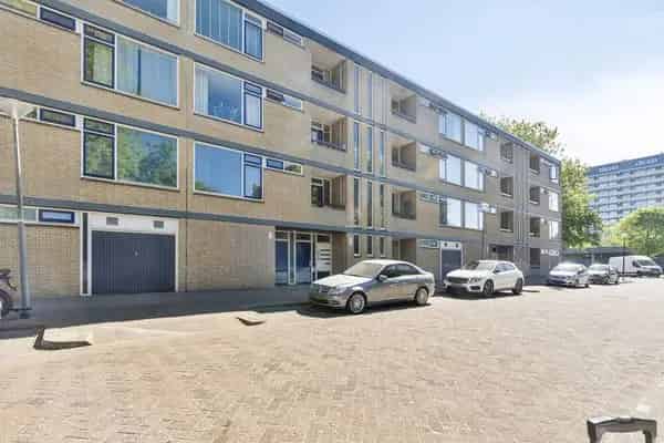 4 Kamerappartement Groenoord 2 Balkons Moderne Afwerking