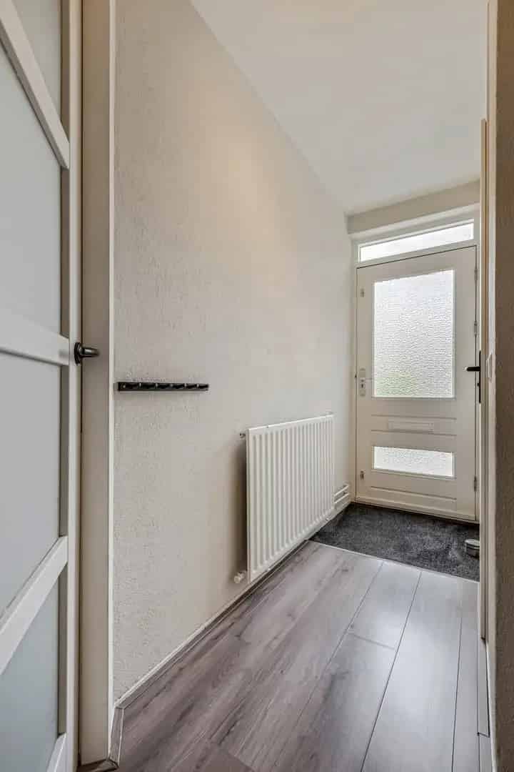 Eengezinswoning Ede 3 slaapkamers moderne keuken tuin